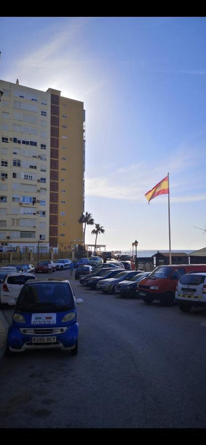 Studio On The Beach Front Málaga Eksteriør billede