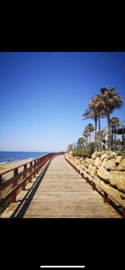 Studio On The Beach Front Málaga Eksteriør billede