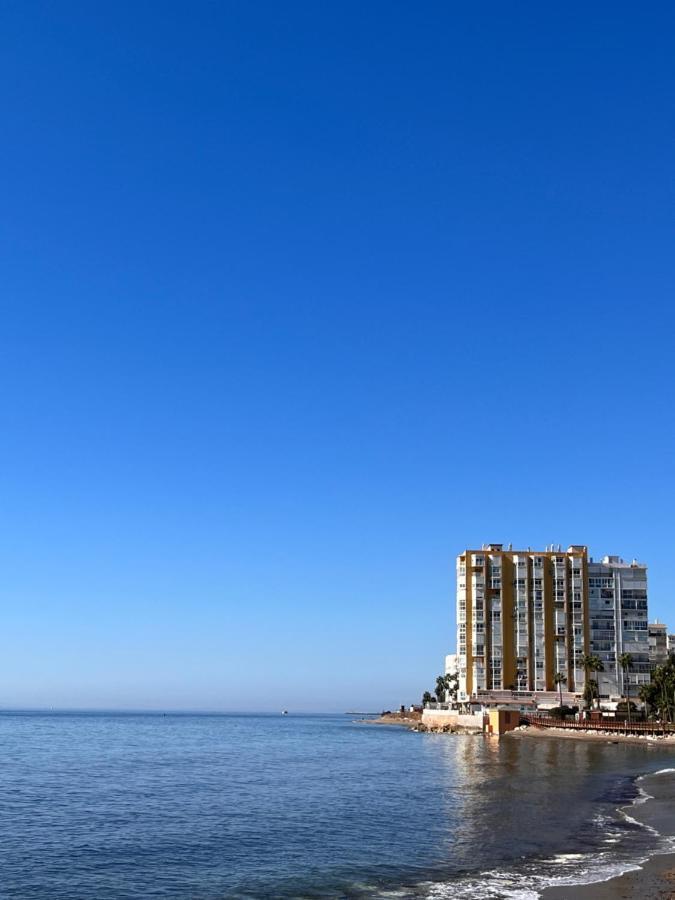 Studio On The Beach Front Málaga Eksteriør billede