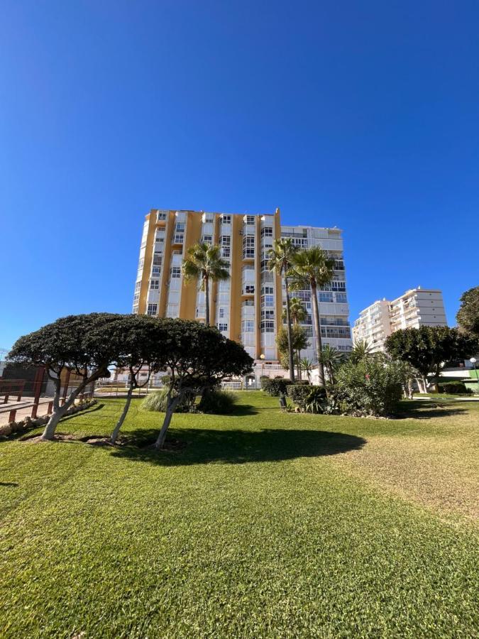 Studio On The Beach Front Málaga Eksteriør billede
