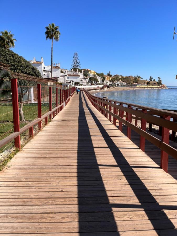 Studio On The Beach Front Málaga Eksteriør billede